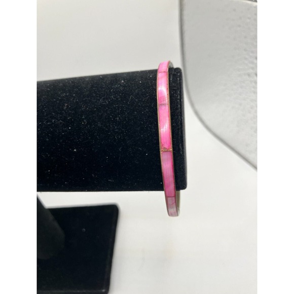 Vintage Pink Mother of Pearl Bangle 2.75 Inch Wide Bracelet! - Picture 4 of 11